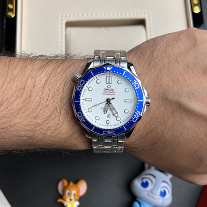 Seamster OMGA Date Only White Dial